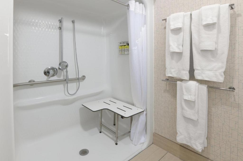 Holiday Inn Express Camden Hotel By Ihg Exteriér fotografie