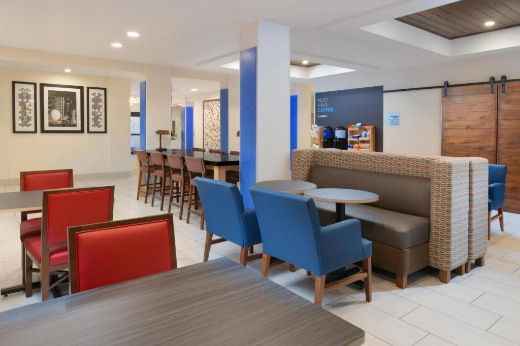 Holiday Inn Express Camden Hotel By Ihg Exteriér fotografie